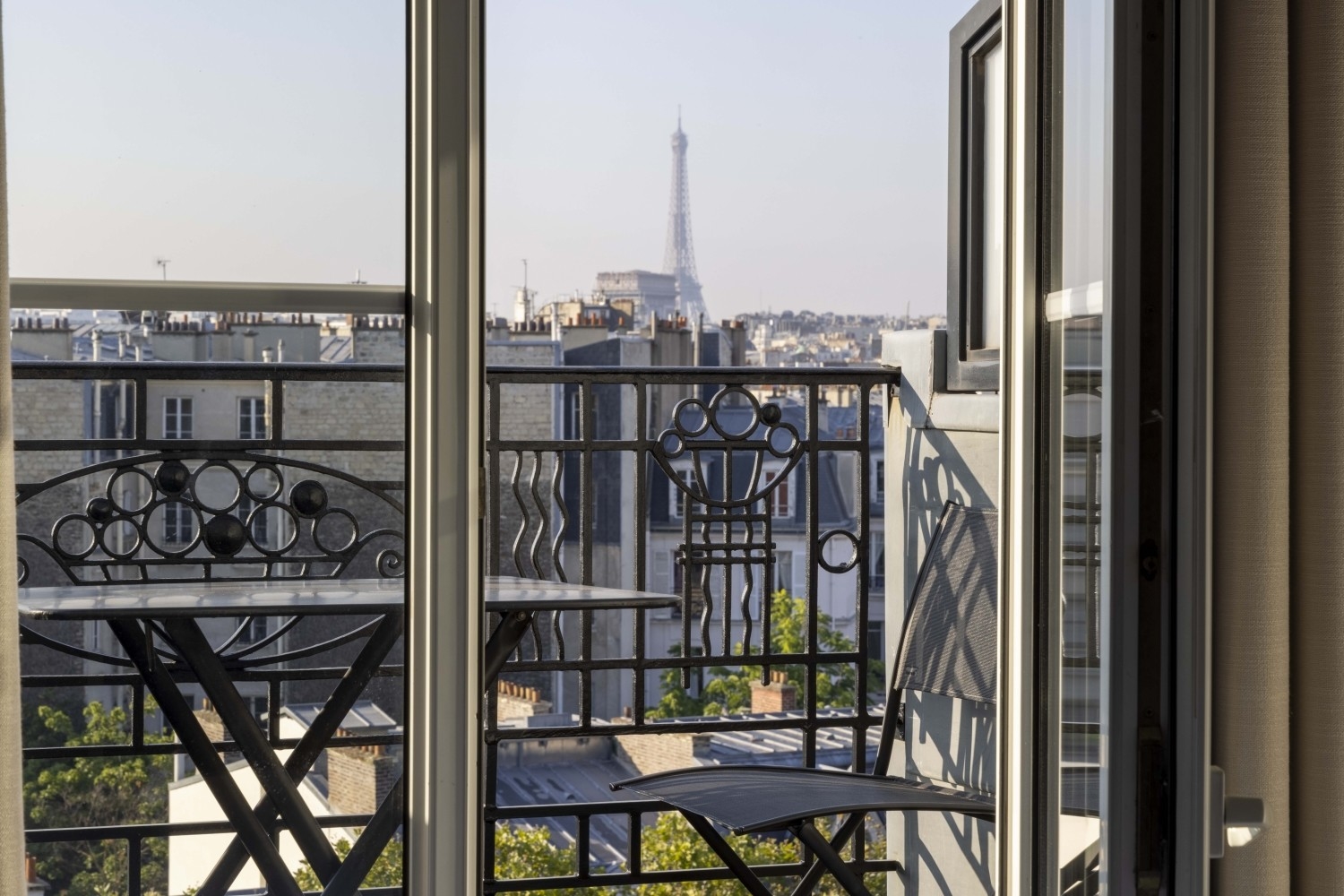 Room with Eiffel Tower view - Porte de Champerret